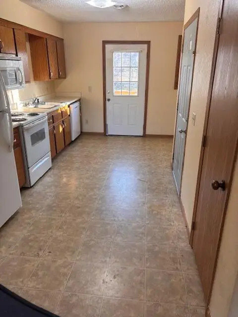 317 S Spruce Street #1-8, Conway, MO 65632 - #3