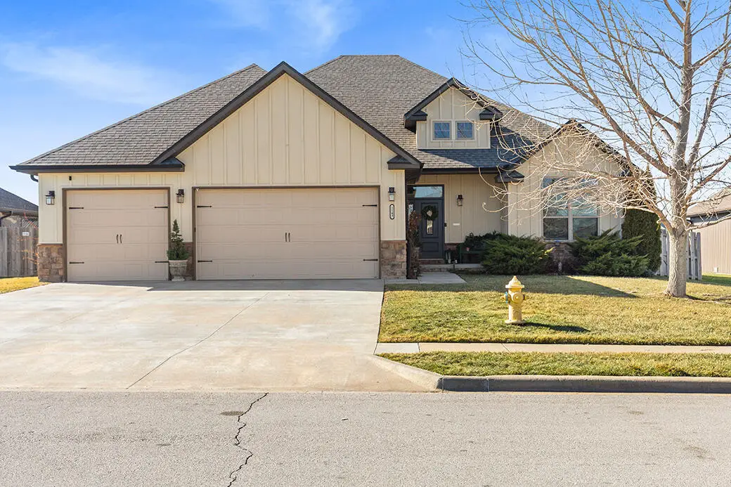 1143 S Cumberland Avenue, Republic, MO 65738 - #1