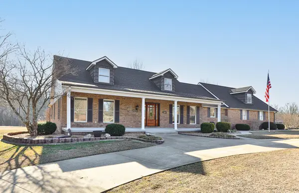 1340 S Lakewood Court, Bolivar, MO 65613