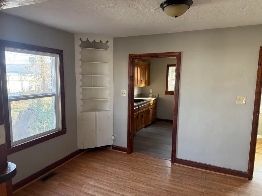 432 W Tracy Street, Springfield, MO 65807 - #2