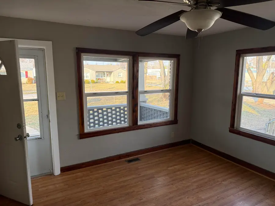 432 W Tracy Street, Springfield, MO 65807 - #3