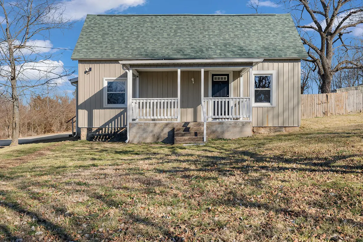 312 S Main Street, Pleasant Hope, MO 65725 - #1