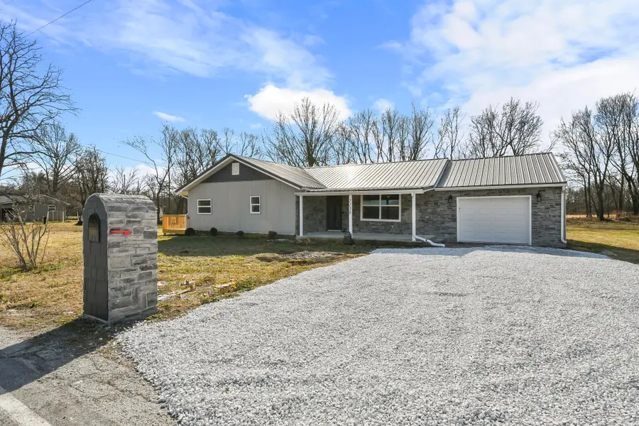 7138 W Farm Rd 136, Springfield, MO 65802 - #2