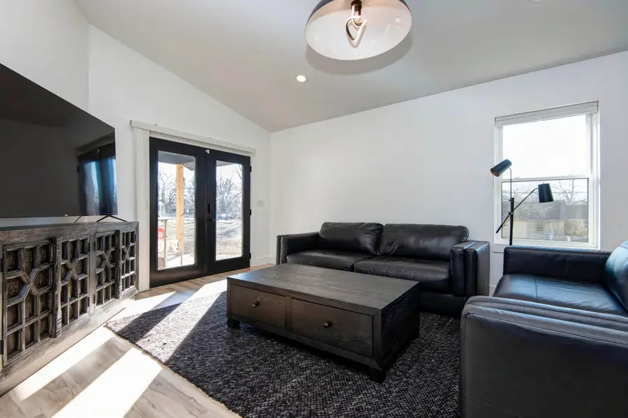 3246 W State Street, Springfield, MO 65802 - #3