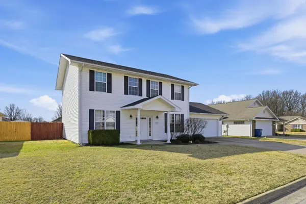 1925 Sylvan Avenue, Neosho, MO 64850