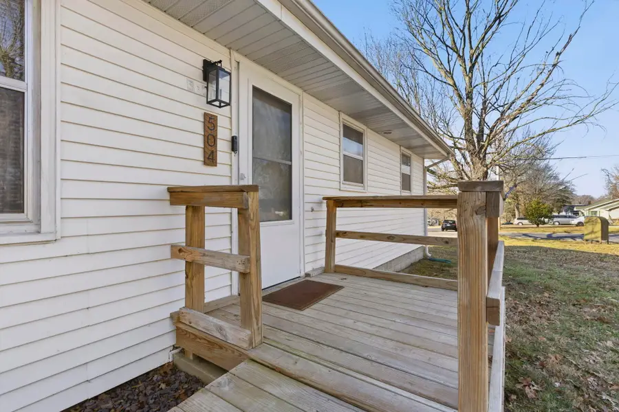 504 E Burford Street, Marshfield, MO 65706 - #3