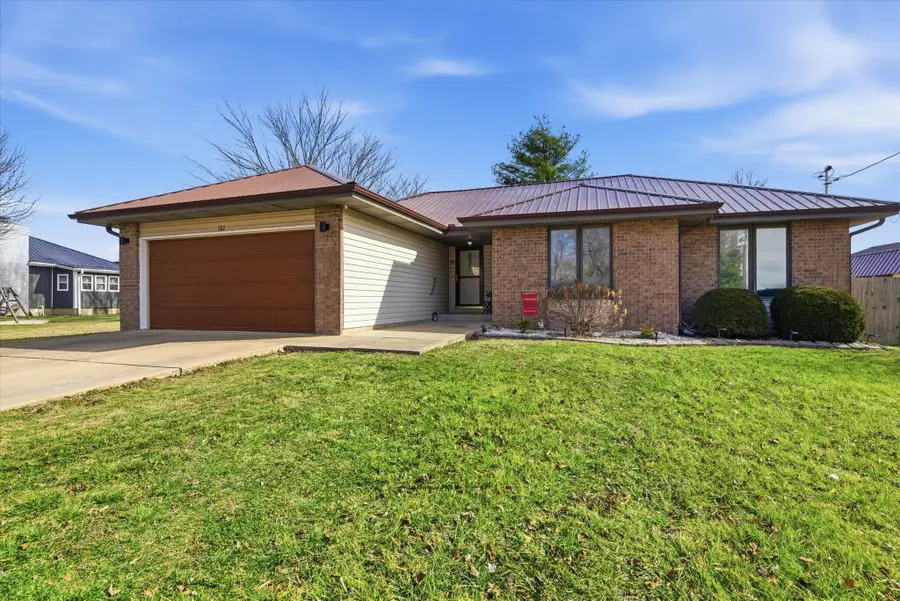 522 S Division Street, Seymour, MO 65746 - #2