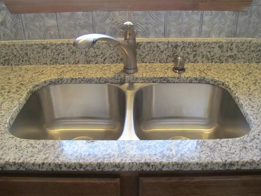 3823 W Dover Street, Springfield, MO 65802 - #3