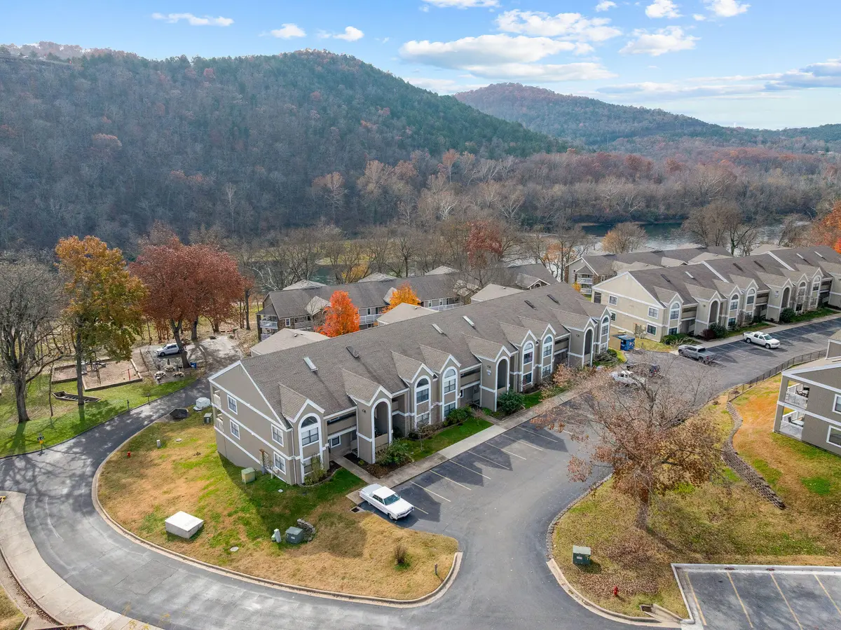 318 Wimbledon Drive #8, Branson, MO 65616 - #1