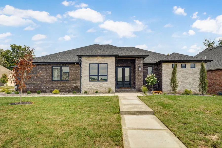 6006 S Maryland Avenue, Springfield, MO 65810 - #2