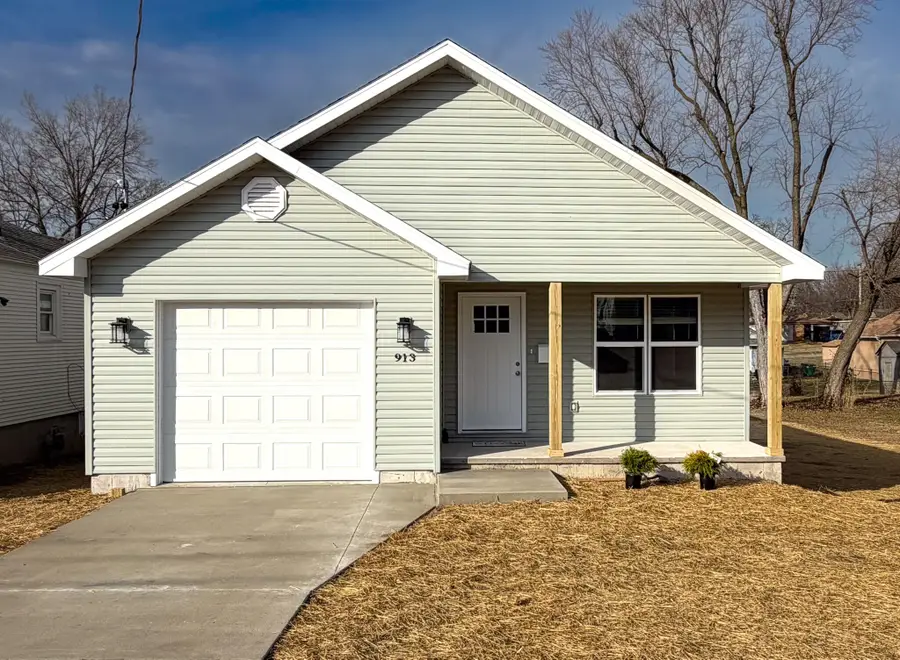 913 W Della Street, Springfield, MO 65803 - #2