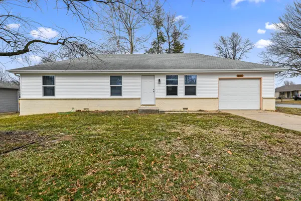 607 Aspen Drive, Nixa, MO 65714
