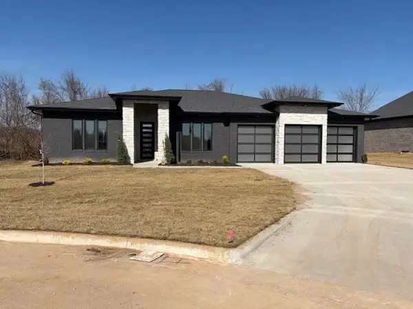 1749 E Peartree Drive, Ozark, MO 65721