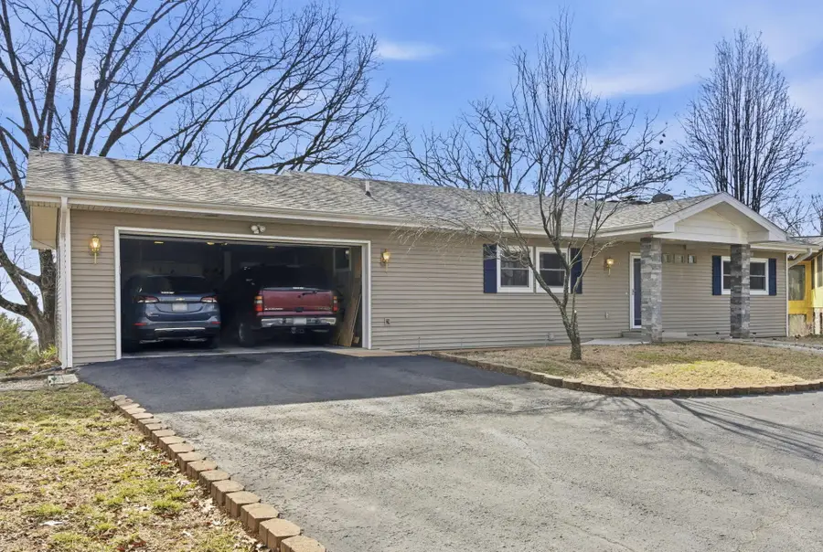 8 Hillcrest Drive, Kimberling City, MO 65686 - #2