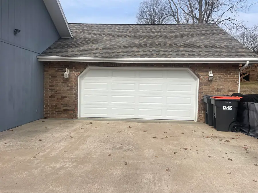 803 Hickory Street, Cassville, MO 65625 - #3