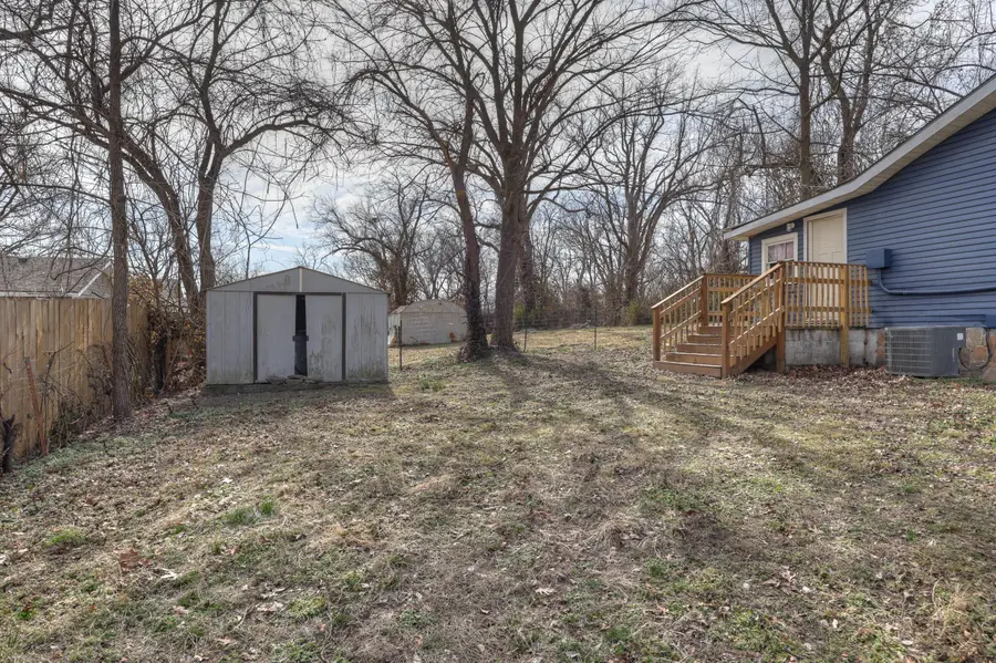 101 W North Street, Neosho, MO 64850 - #3