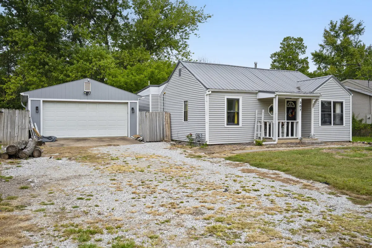 307 N Prospect Street, Nixa, MO 65714 - #1