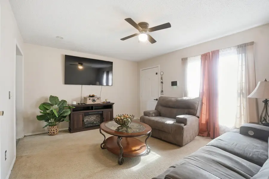 933 W Morningside Street, Springfield, MO 65807 - #3