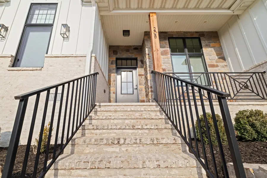 205 N Blarney Court, Nixa, MO 65714 - #3