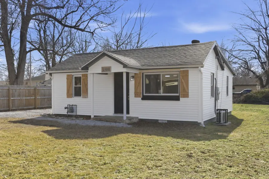 1500 E Lindberg Street, Springfield, MO 65804 - #2