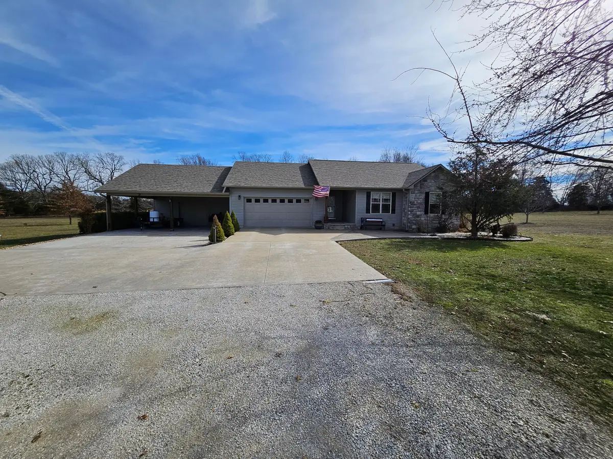 1038 Private Road 1101, Monett, MO 65708 - #1