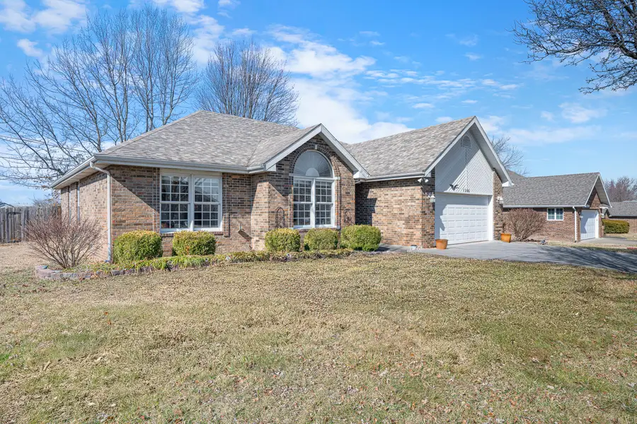 1395 S Sunset Avenue, Bolivar, MO 65613 - #3