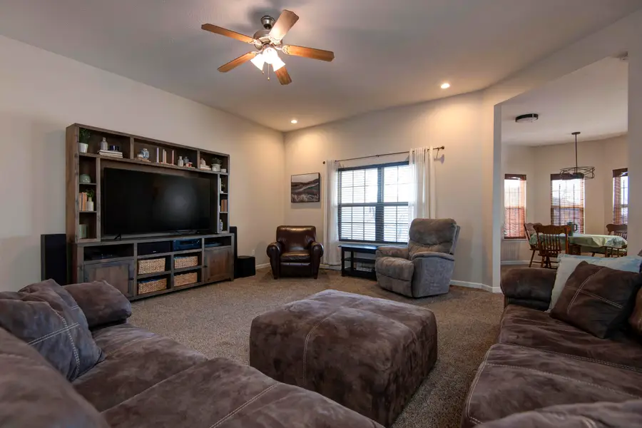 6573 Prairie Circle, Merriam Woods, MO 65740 - #2