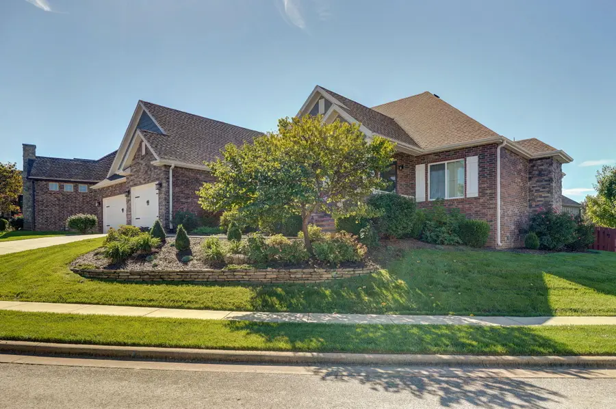 1419 N Rich Hill Circle, Nixa, MO 65714 - #3