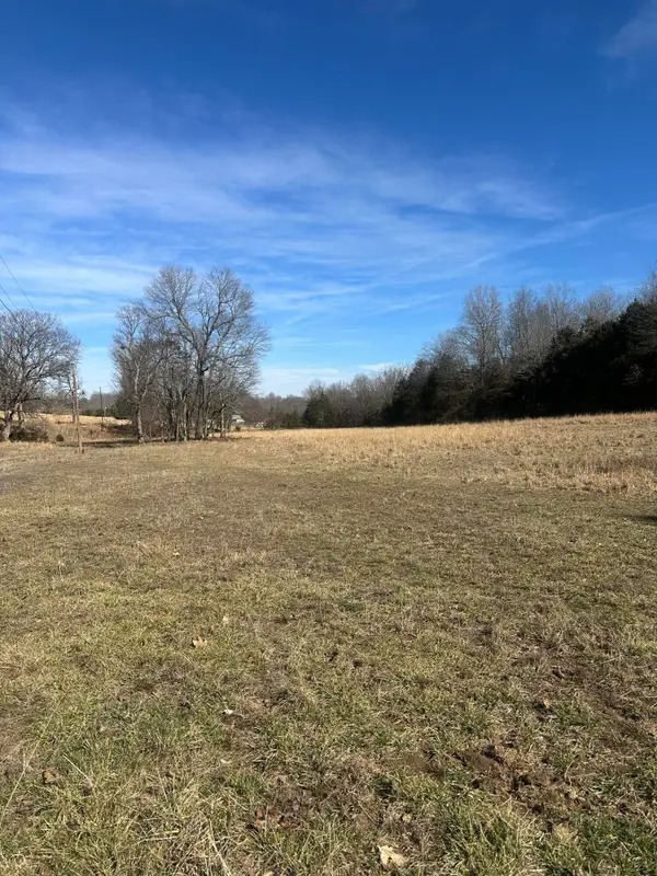 720 Redwood Lane, Mammoth Spring, AR 72554