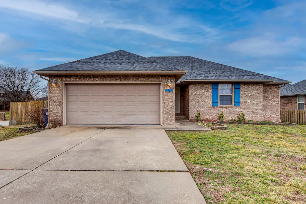 1344 W Berkshire Avenue, Nixa, MO 65714 - #1