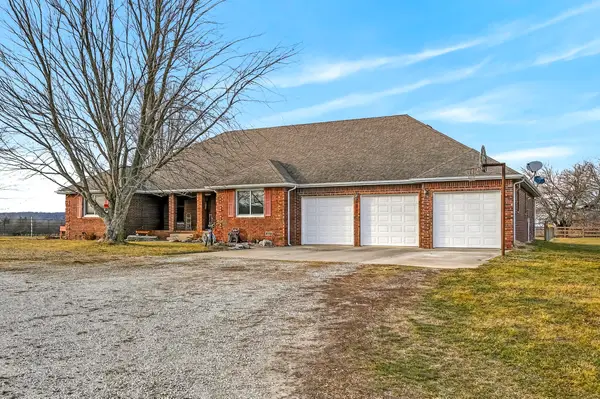5585 Highway Ab, Fair Grove, MO 65648