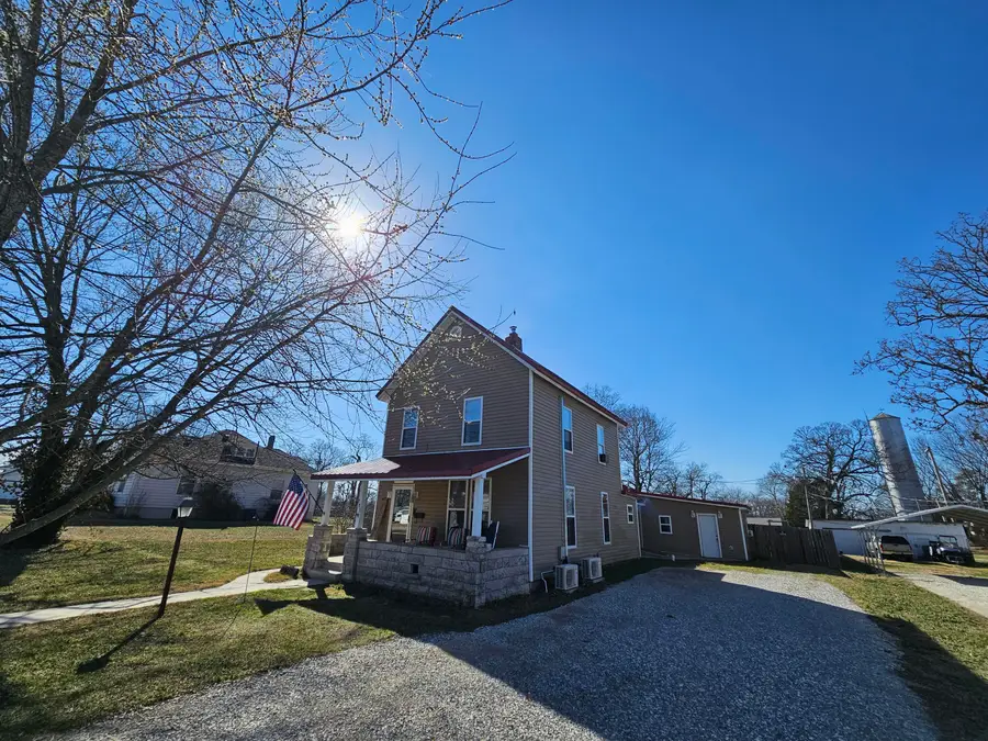 705 N Myrtle Street, Pierce City, MO 65723 - #2