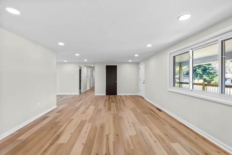 1006 Sunset Street, Aurora, MO 65605 - #3