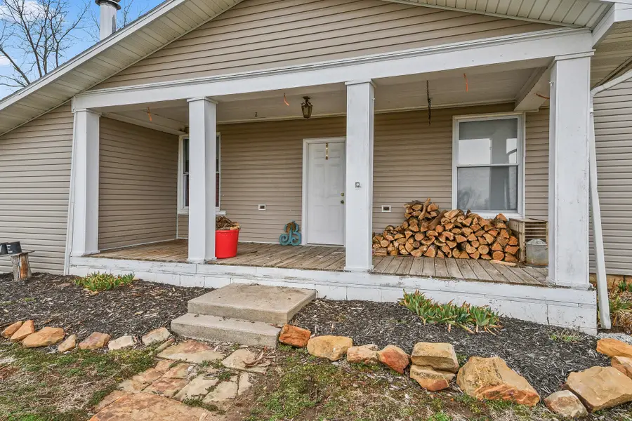 29409 E E Hwy, El Dorado Springs, MO 64744 - #3