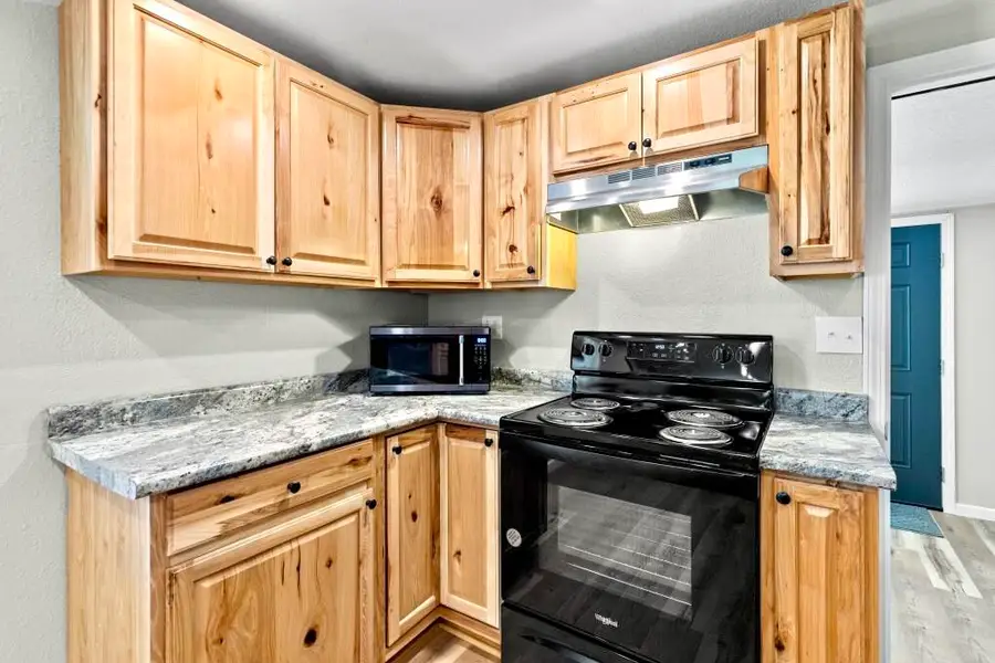 224 W Springfield Street, Aurora, MO 65605 - #3