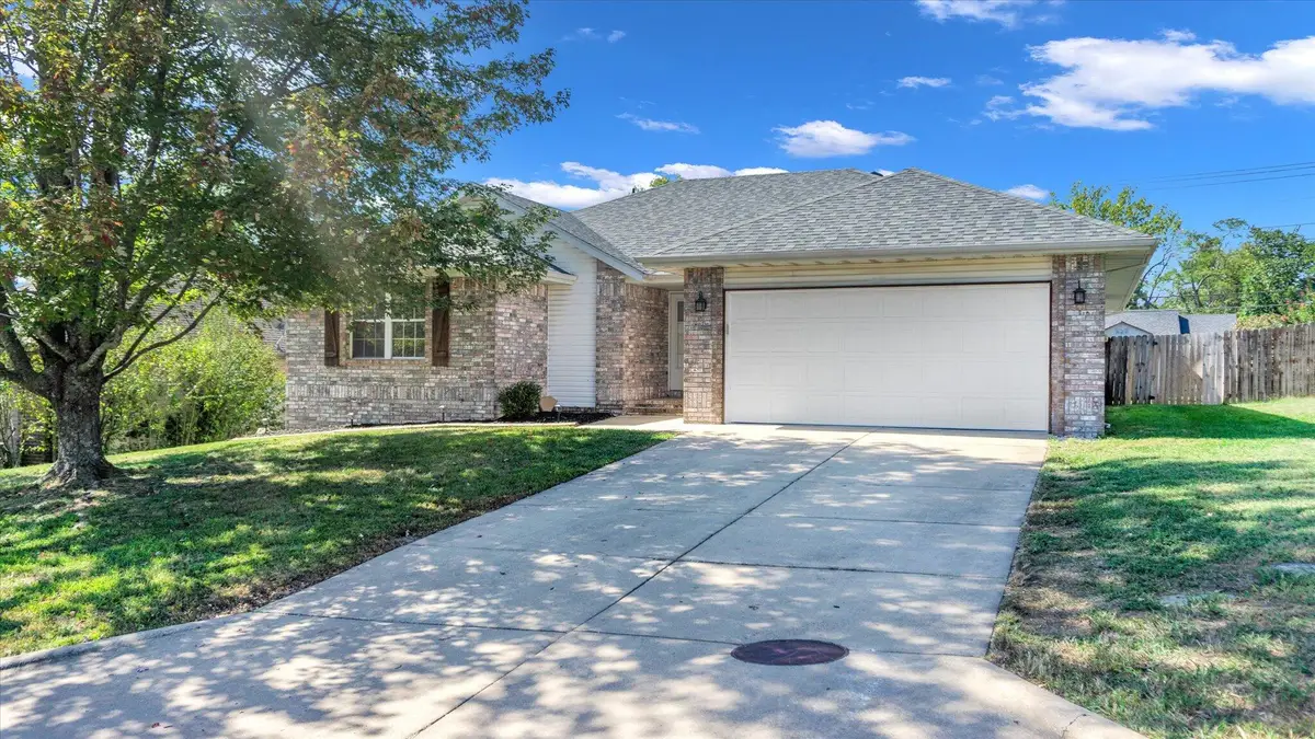 425 S Devonshire Street, Nixa, MO 65714 - #1