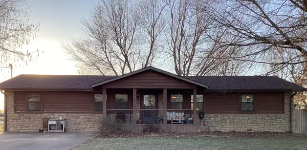 1503 N Hovis Street, Mountain Grove, MO 65711