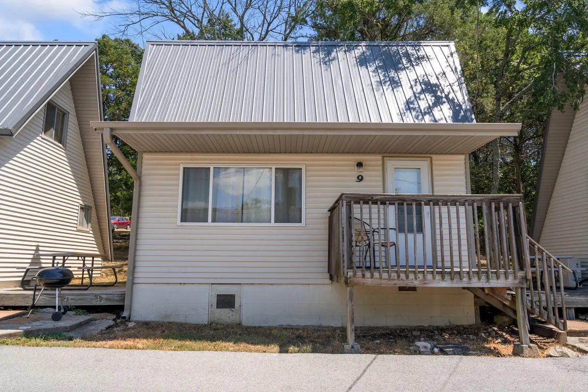 108 Deep Water Circle, Reeds Spring, MO 65737 - #1