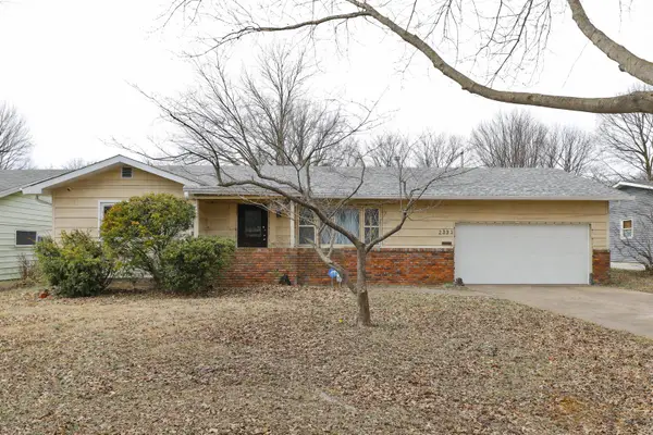 2323 S Hampton Avenue, Springfield, MO 65807