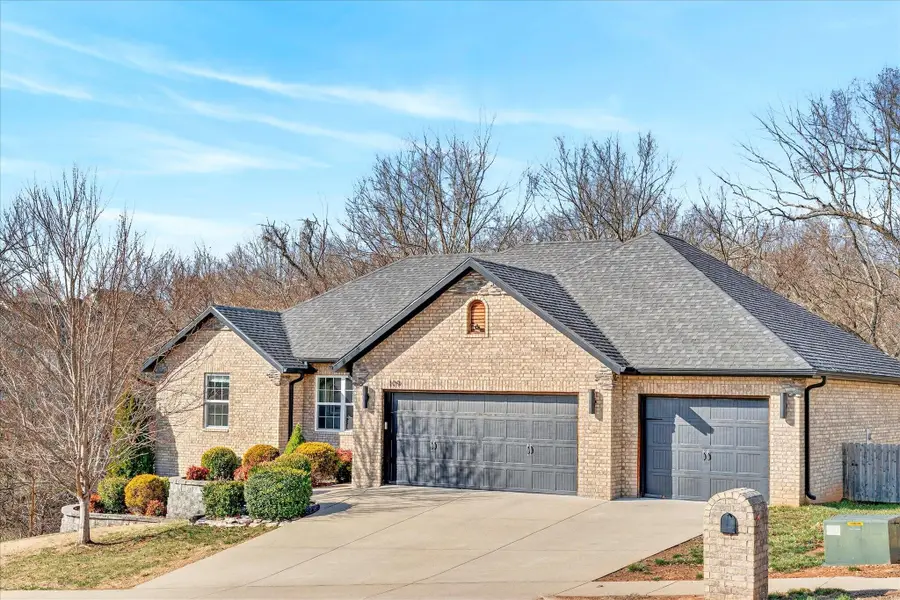 109 N Peach Brook, Nixa, MO 65714 - #3