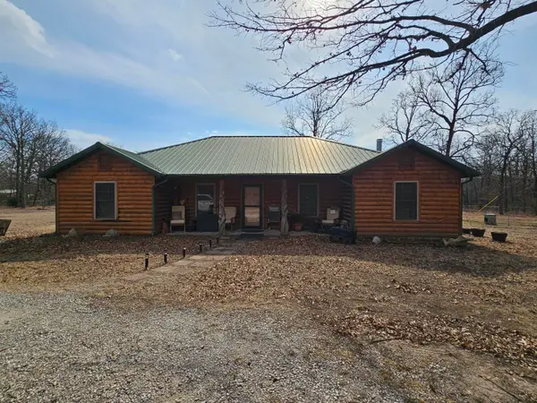 8233 Alamo Lane, Seneca, MO 64865