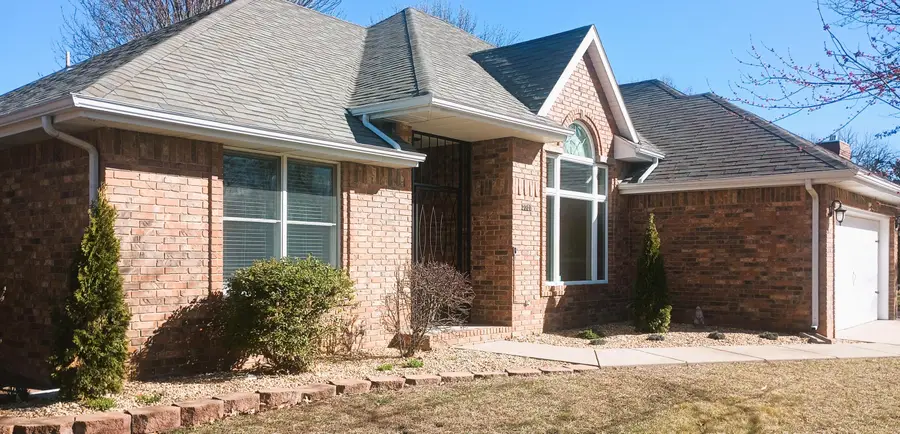 2301 W Camino Alto Street, Springfield, MO 65810 - #3