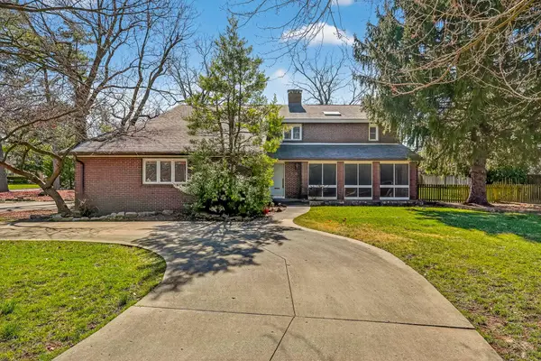 928 E Brookside Drive, Springfield, MO 65807