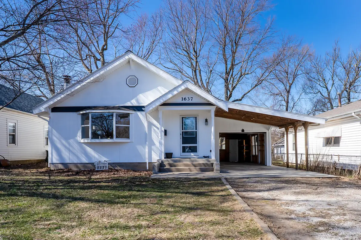 1637 N Hayes Avenue, Springfield, MO 65803 - #1