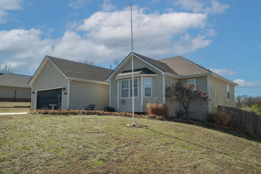 2724 N Missouri Avenue, Joplin, MO 64801 - #2