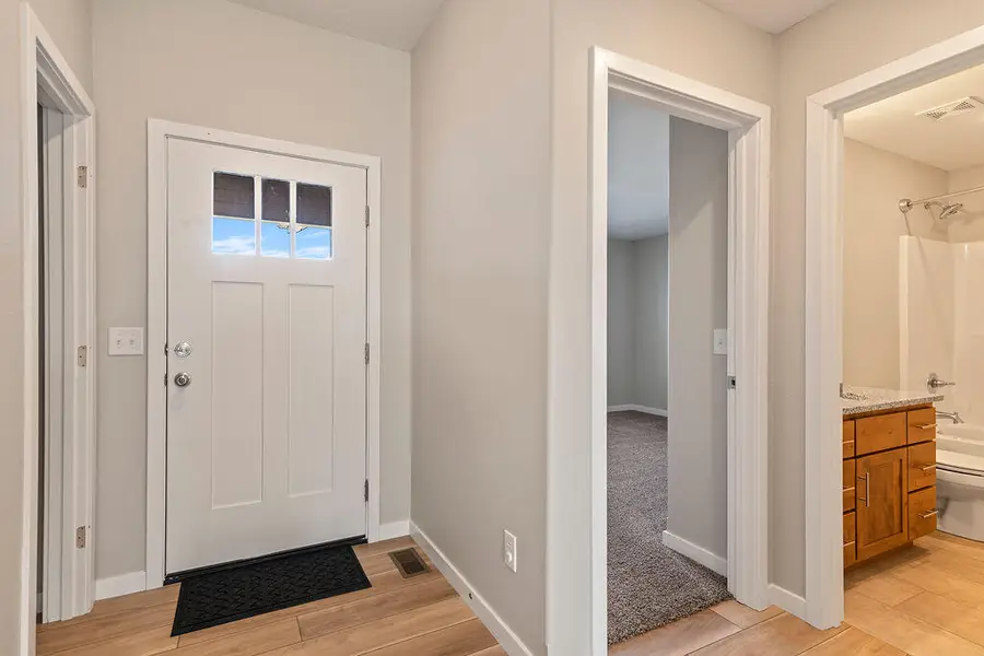 698 N Glenwood Avenue, Republic, MO 65738 - #3