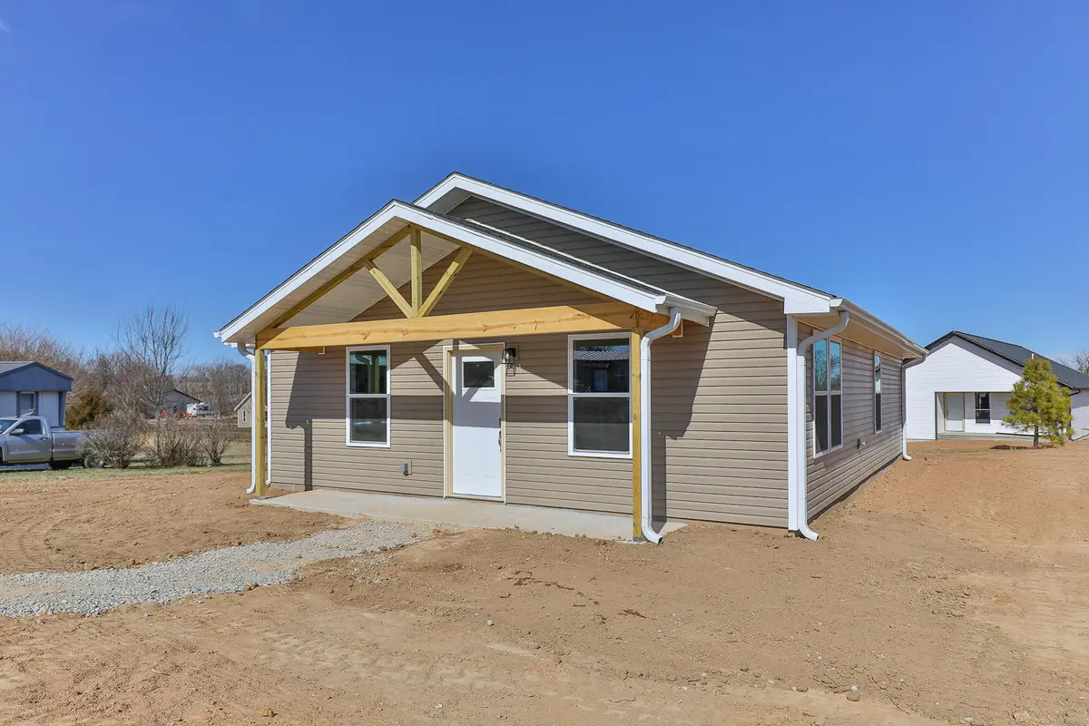 7754 Blockade Village N, Seligman, MO 65745 - #1