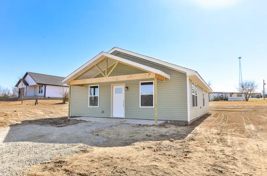 7868 Blockade Village N, Seligman, MO 65745 - #2