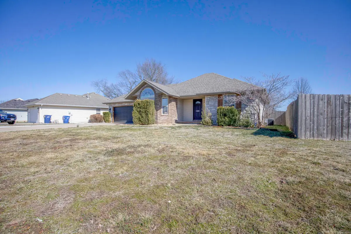 820 S Quade Road S, Springfield, MO 65802 - #1