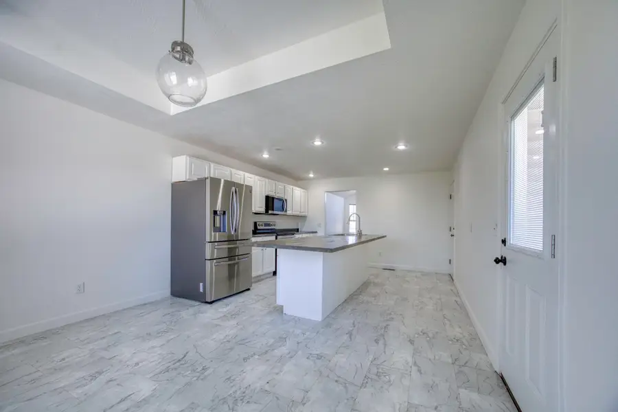 820 S Quade Road S, Springfield, MO 65802 - #3